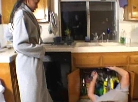 Easydater - plumber fucks the housewife and gets caught in the act